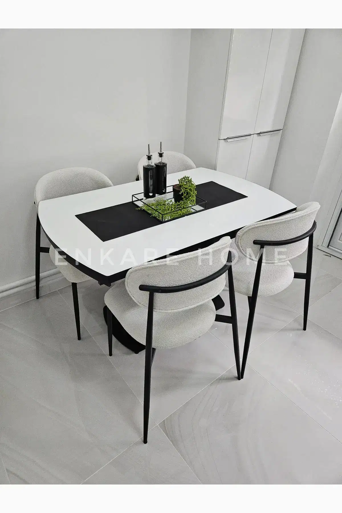 X Ayaklı Gloss Masa & Sera Sandalye Takımı | Açılır Mdf Masa + 4 Sandalye | 80x130-190 |Mutfak Salon