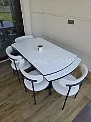 X Ayaklı Gloss Masa & Elisa Sandalye - Beyaz Kumaş | 80x130-190 cm | Çift Kanat Açılır | Mutfak Salon