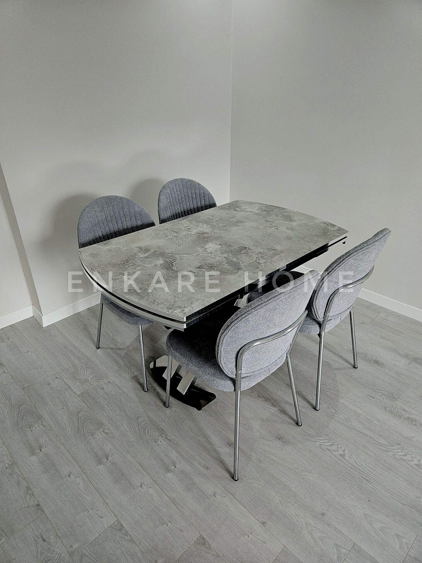 X Ayaklı Gloss Masa & Midye Sandalye Takımı - 80x130-190 | Çift Kanat Açılır | Salon ve Mutfak Masası